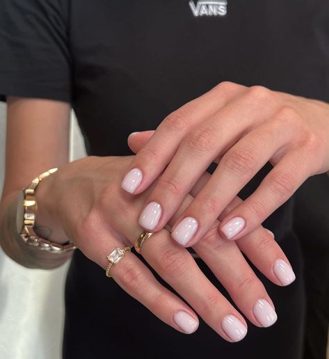 Clean Girl Nails Natural, Extra Short Nails Natural, Simple Engagement Nails Short, Summer Nails Old Money, Clean Nails Look Short, Clean Nails Square, Natural Gelish Nails, Short Nails Natural Color, Nails Work Professional