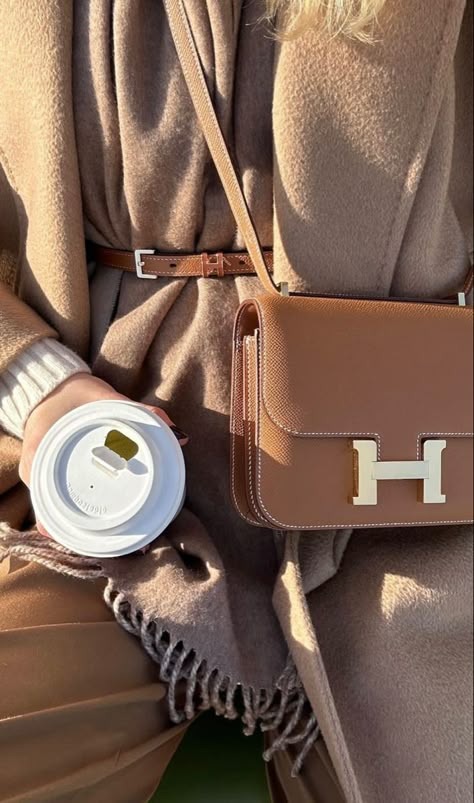 Constance Hermes, Beige Ootd, Medium Aesthetic, Walking Aesthetic, 2025 Manifestation, Hermes Constance Bag, Dream Bag, Outfit Autumn, Aesthetic Luxury