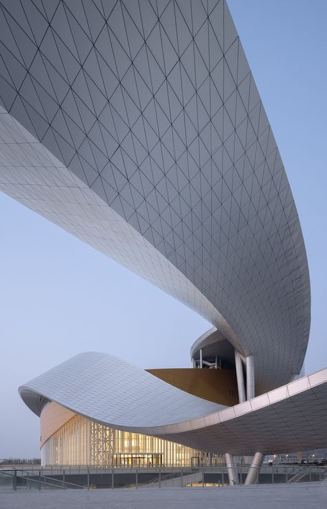 Gallery of Suzhou Bay Grand Theater / Christian de Portzamparc - 14 Curved Architecture, Christian De Portzamparc, Bridges Architecture, Theatre Pictures, Deconstructivism, Wall Cladding Panels, Cladding Panels, City Museum, Future City