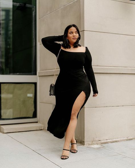 Denise Mercedes 🇩🇴 (@denisemmercedes) • Instagram photos and videos Plus Size Photo Poses, Feminine Style Casual, Denise Mercedes, Simple Black Dress, Girly Images, Plus Size Models, Formal Suits, The Fashion Industry, Curvy Outfits