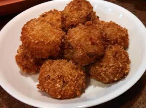 Crab Balls Crab Balls Recipe, Crab Balls, Potato Fritters Recipe, Wedding Buffet Food, Honey Mustard Dipping Sauce, Crab Cake Recipe, Potato Fritters, Meat Appetizers, Loaded Potato