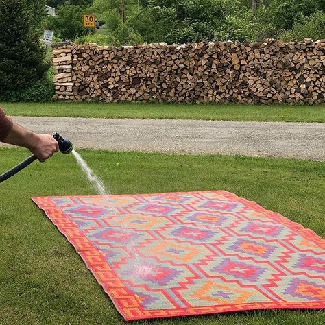 Patio Prep. We'll be leaving a little early on the 4th but in the shop 10-4 if you're downtown. Hope everyone has a happy 4th! #happy4th #10dayweekend #bestpatiorugever #recycledplasticrug #onemercantile #berkshires #theberkshires #greatbarrington Outdoor Rug Diy, Straw Rug, India Rug, Waterproof Rug, Outdoor Rugs Patio, Lhasa, Patio Rugs, Diy Rug, Unique Doors