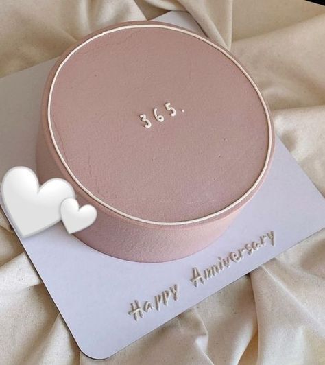 Small Aesthetic Cake Ideas, Korean Cake Birthday Simple Pastel, Minimalist Anniversary Cake Design, Minimalist Cake Design Simple, 30th Birthday Cake Husband, 365 Cake Aesthetic, Minimalistic Bday Cake, Cute Minimalist Cake Birthday, Aesthetic Wedding Cake Korean