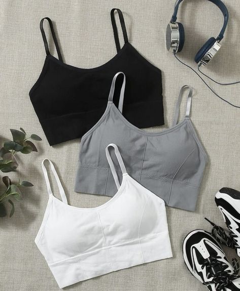 Plain Sports Bras, Padded Bras For Teens, Cute Sport Bras, Cute Bras Aesthetic, Sports Bra Aesthetic, Sports Bras Outfits, Bras For Kids, Cute Sports Bras