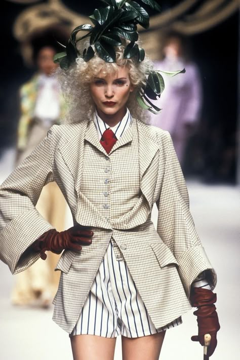 Vivian’s Westwood, Archive Vivienne Westwood, Vivian Westwood Inspired Outfits, Vivienne Westwood Suits, Vivirnnr Westwood, Vivienne Westwood Runway 90s, Vivienne Westwood Fashion Runway, Vivian Westwood Aesthetic, Vivienne Westwood Outfits