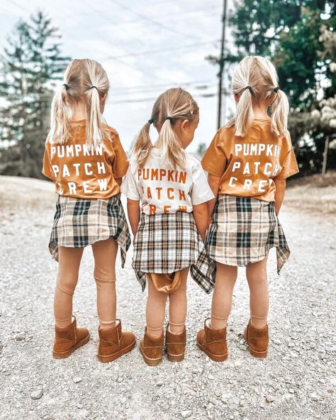 Did you see we added cute new graphic tees to the site for both kids & moms 🎃🧡 Patch Outfit, Pumpkin Patch Outfit, Fall Family Pictures, Family Picture Outfits, Girls Fall Outfits, Pumpkin Season, Picture Outfits, Small Print, Fall Family