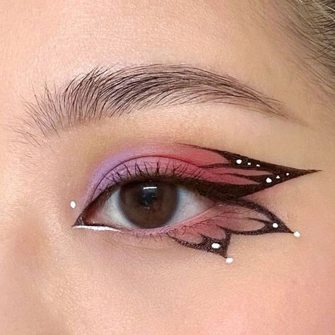 Choir Makeup, Eyeshadow Aesthetic, Anime Eye Makeup, Butterfly Makeup, Girly Acrylic, Cute Eye Makeup, Face Art Makeup, Eye Makeup Techniques, Graphic Makeup