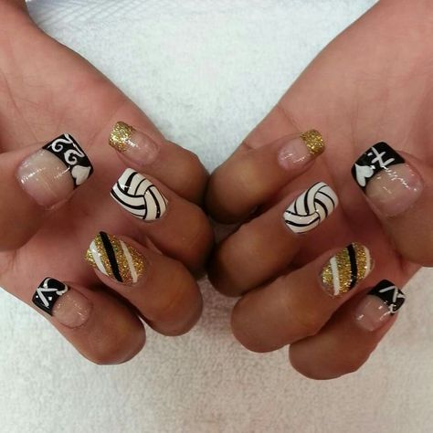 Volleyball Fans Volleyball Nail Art, Volleyball Nails, Country Acrylic Nails, Sports Nails, Cute Simple Nails, Summery Nails, Vacation Nails, Nails For Kids, Nail Art Tutorial