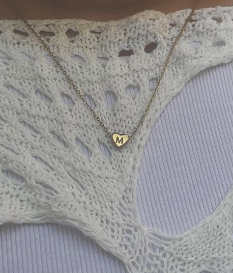 His Initials Necklace, Necklaces That Dont Tarnish, M Initial Necklace Aesthetic, F Initial Necklace, I Initial Necklace, Necklaces From Boyfriend, Non Tarnish Necklace, Initial Jewelry Gold, Boyfriend Initial Necklace Aesthetic