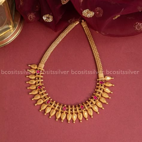 Necklace Traditional, Short Gold Necklace Designs, Short Necklace Gold, Traditional Gold Necklace, Jewelry Design Necklace Gold, Short Necklace Designs Gold Latest, 12 Grams Gold Necklace, Short Necklace Designs Gold, Silver Necklace Designs