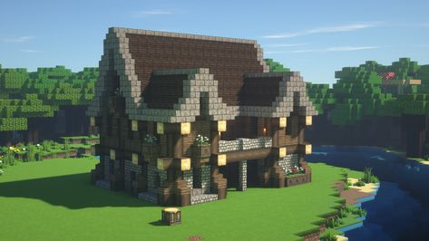 2 Story minecraft medieval gable roof 2 Story House, Minecraft Medieval, Minecraft Plans, Minecraft Inspo, Building Roof, Gable Roof, 2 Story Houses, Old Cottage, Minecraft Architecture