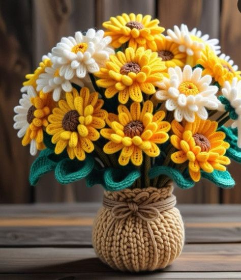 3d crochet flowers to decorate projects Flower Vase Crafts, Paper Flower Vase, 3d Crochet, Green Tissue Paper, Flower Vase Making, Plastic Bottle Flowers, Simple Flower Design, Crochet Lovey, Crochet Bouquet