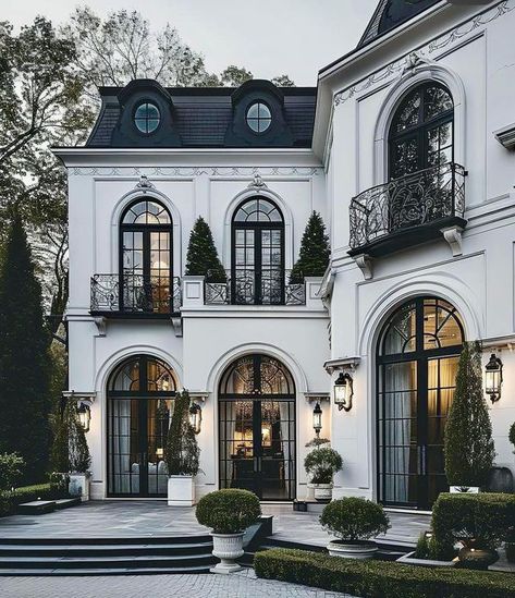 Marcella Landreth Designs Modern French Mansion, French Mansion, French Country Exterior, التصميم الخارجي للمنزل, Castle House, Dream House Interior, Dream House Exterior, French House, Home Design Decor