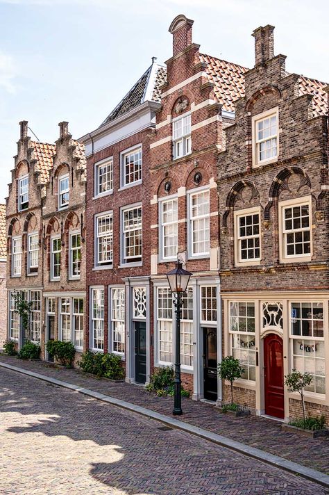 Day Trips From Amsterdam, Medieval Buildings, Apartments Exterior, Amsterdam Houses, Old Stone Houses, Lost In Time, Dutch House, Bruges Belgium, Canal House