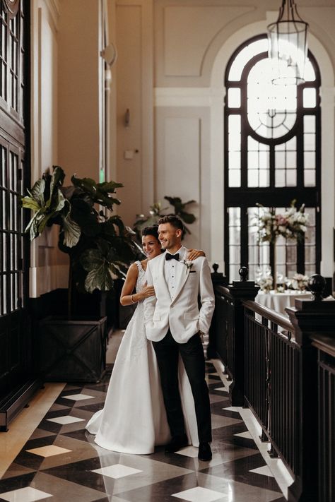 Mens Black And White Wedding Suit, Bride And Groom White Tuxedo, White Tie Wedding Groom, Black Tie Groom Attire, Black Tie Wedding Bride And Groom, Black Tie Groom Tuxedos, Classic Wedding Tuxedo Groom Attire, Classy Wedding Suits For Men, Man Tuxedo Wedding