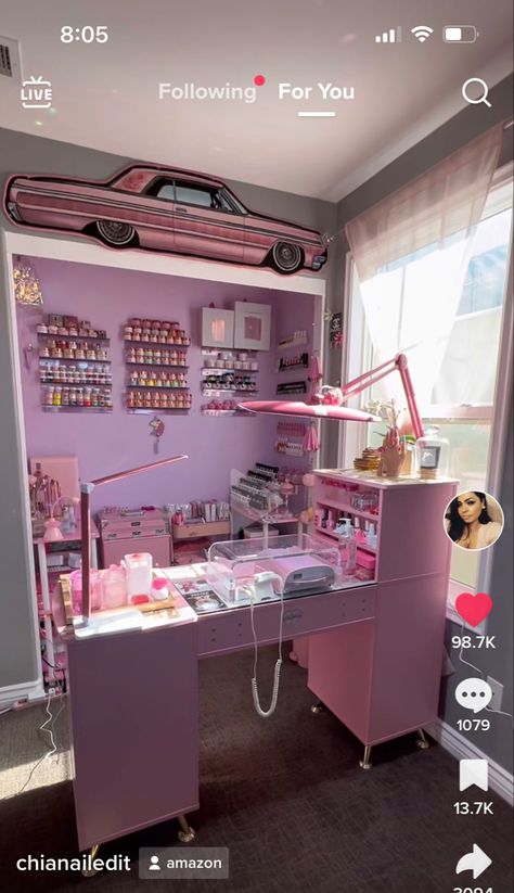 Nail Tech Room Organization, Nail Tech Room Decor Ideas, Bedroom With Nail Desk, Bedroom Nail Station, Nail Station In Bedroom, Pink And Black Nail Room Ideas, Nail Station Aesthetic, Nail Tech Bedroom Ideas, Small Room Nail Salon Ideas