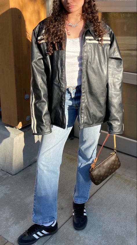 #leatherjacket #leatherjacketoutfit #sambas #sambasoutfit #adidassamba #louisvuittonpouchette #shoulderbag #curlyhair #levis #levis501 Motorcycle Jacket Outfit, Leather Jacket Outfit, Future Style, Leather Jacket Outfits, Jacket Outfit, Winter Fits, Autumn Winter Fashion, Jacket Outfits, Short Outfits