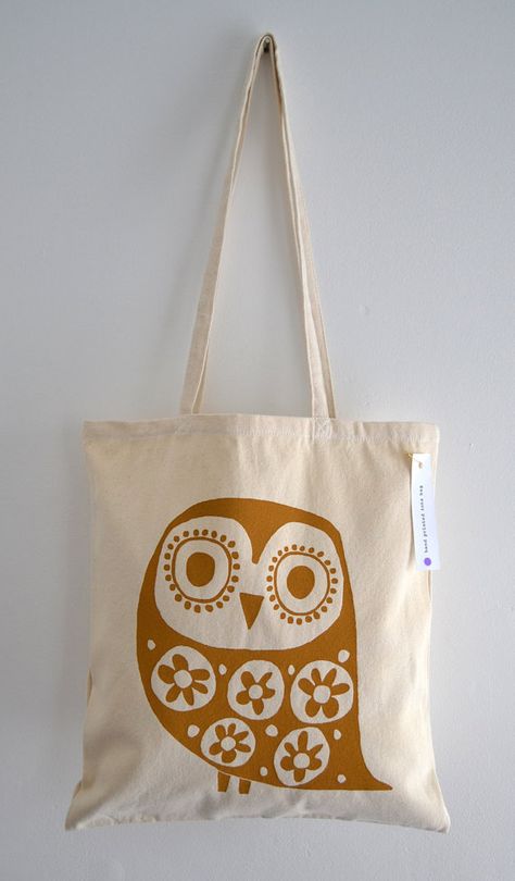 Owl Tote Bag Hand Screen Printed Retro Owl Design in by miristudio Owl Tote Bag, Sac Tote Bag, Painted Bags, Nike Id, Diy Tote Bag, Owl Design, Eco Bag, Hand Screen Printed, Leather Bag Women