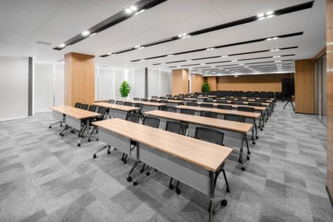 Large Meeting Room Design, Office Training Room, Meeting Room Design, Office Training, Training Table, China Shanghai, Training Room, Open Ceiling, Interior Office