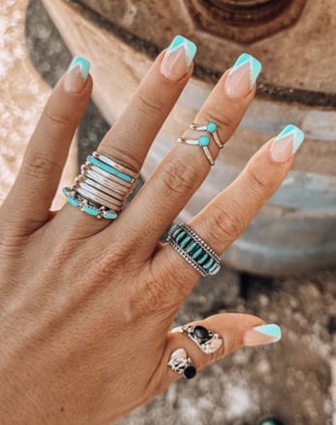 Cute Nail Designs Country, Gel Nail Western Designs, Nail Ideas Cowgirl, Western Easy Nails, Acrylic Nail Designs Turquoise, Turquoise Jewelry Nails, Easy Western Nail Designs, Coffin Western Nails, Parker Mccollum Nails