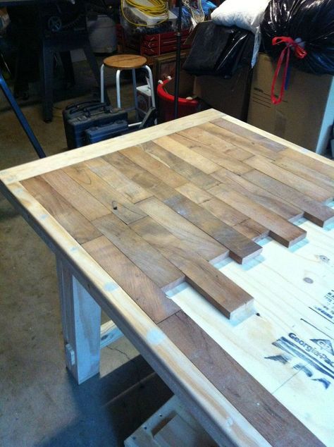 DIY wood plank kitchen table picture step by step ~ would also be really really awesome for kitchen counters!!! Diy Holz, Pallet Ideas, Into The Woods, Farmhouse Table, Wood Planks, Pallet Furniture, Diy Wood, Furniture Projects, Diy Kitchen