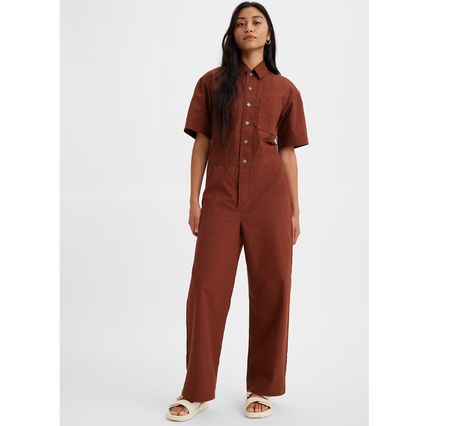 Short Sleeve Boilersuit - Red | Levi's® US Levis Pants, Autumn Fits, Boiler Suit, Overalls Women, Levi Shorts, Denim Fashion, Jumpsuits For Women, Long Sleeve T Shirt, Pant Jumpsuit