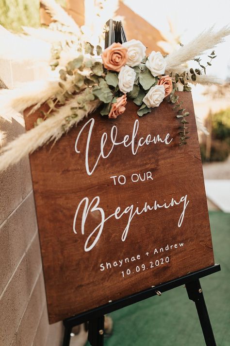 Wedding Themes November, Wooden Signage Wedding, Fall Wedding Signs For Reception, Bridal Signs Cute Ideas, Intimate Fall Wedding Ideas, Backyard Fall Wedding Reception, Sign In Wedding Ideas, Wooden Wedding Signage, Best Wedding Ideas Receptions