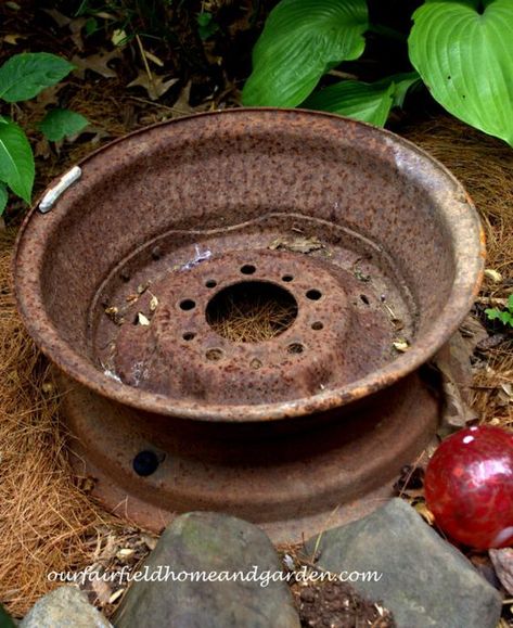 Repurposed Tire, Junk Metal Art, Unusual Planter, Wheelbarrow Planter, Yard Art Crafts, Planter Cover, Tire Planters, Garden Posts, Used Tires