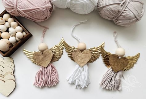 How to Make a Heart Angel Ornament - A Well Purposed Woman Small Home Renovation, Simple Sewing Projects, Jesse Tree Ornaments, Mason Jar Cookies, Joy Sign, Burlap Christmas Wreath, Free Printable Gifts, Diy Socks, Simple Sewing