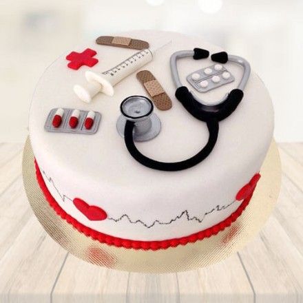 Doctor Birthday Cake, Nursing Graduation Cakes, Cakes Without Fondant, Medical Cake, Tårta Design, Doctor Cake, Homemade Fondant, Nursing Cake, Fondant Cake Designs