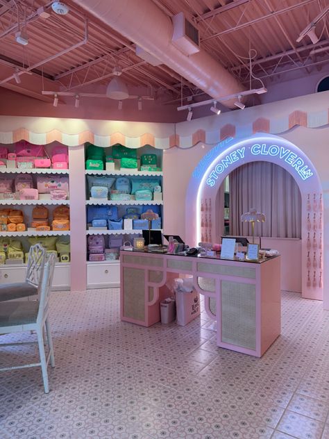 Novelty Shop Interior, Kawaii Cafe Interior, Pet Store Design, Kawaii Store, Stationary Shop, Party Supply Store, Balloon Shop, Recessed Wall, Stoney Clover