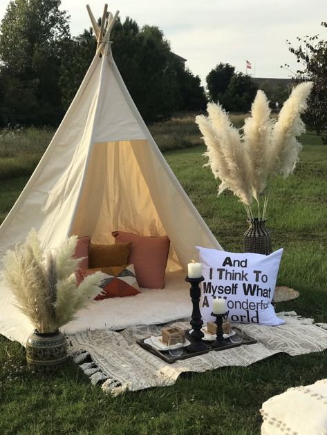 Boho Backyard Dinner Party, Playa Ideas, Party Rental Ideas, Boho Tent, Backyard Birthday Parties, Backyard Playhouse, Backyard Picnic, Picnic Inspiration, Backyard Birthday