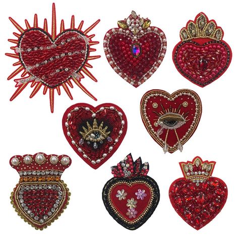 Applique Beading Patterns, Bead Art On Clothes, Heart Pattern Clothes, Heart Fashion Design, Sewing On Patches By Hand, Patch On Clothes, Beaded Clothes Design, Beads Clothes Embroidery, Beading On Clothes