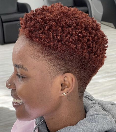 Fade Haircut Women, Natural Hairstyles For Short Hair, Hairstyles For Thinning Hair, Tapered Natural Hair Cut, Natural Hair Haircuts, Natural Hair Twa, Short Natural Haircuts, Short Hair Designs, Short Natural Curly Hair