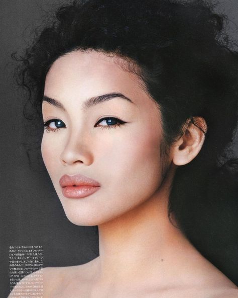 Kevyn Aucoin Makeup 90s, 90s Supermodel Makeup, Kevyn Aucoin Making Faces, 1990s Makeup, 90s Asian Fashion, 1990's Makeup, 90s Grunge Makeup, Bombshell Makeup, 90s Makeup Look