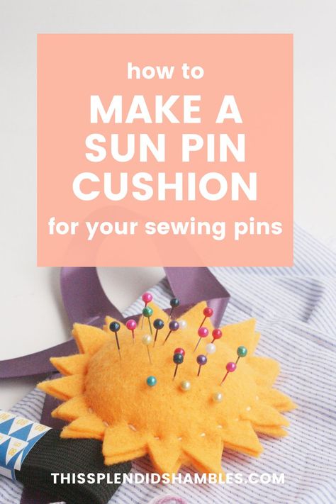 Keep loosing your pins? Here’s your solution! Sew a felt pin cushion this super easy, super quick DIY tutorial! How To Make A Pin Cushion Tutorials, Felt Pin Cushion Pattern, Bee Pin Cushion, Easy Pin Cushion, Easy Pin Cushions To Make, How To Make A Pin Cushion, Diy Pin Cushion Bracelet, Diy Pin Cushion Easy, Pin Cushions Patterns Free