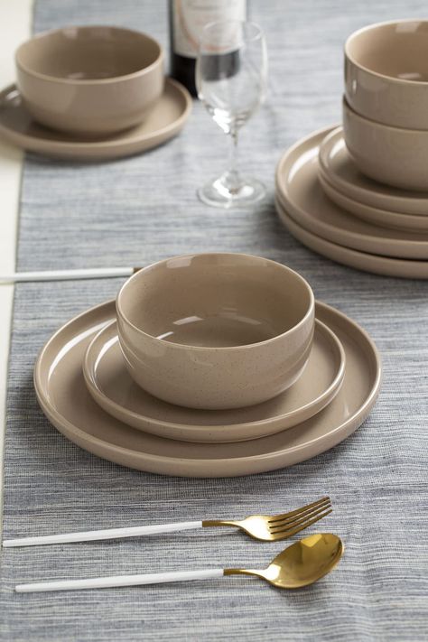 Plates Bowls Set, Classic Plates Dinnerware, Brown Plates Dishes, Plate Bowl Set, Deep Plates Dinnerware, Kitchen Plates Set Aesthetic, Dinning Plates Set, Aesthetic Dish Sets, Plates And Bowls Set Dinnerware