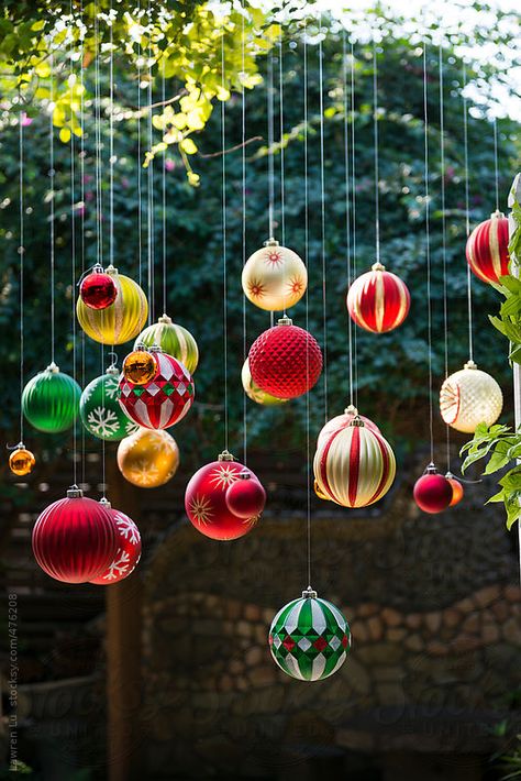 Christmas Editorial, Photo Backdrop Christmas, Christmas Props, Christmas Balls Decorations, Christmas Themes Decorations, Christmas Yard Decorations, Christmas Hanging Decorations, Colorful Christmas, Indoor Christmas