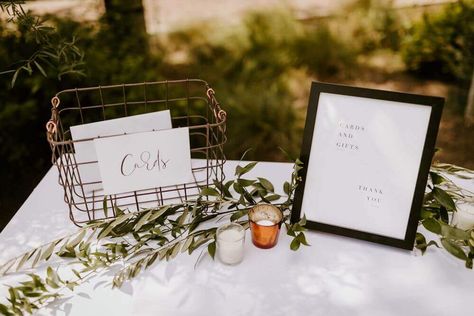 Card Box And Guest Book Table, Card And Gift Table Wedding Boho, Wedding Welcome Tables, Guest Book And Card Table, Boho Gift Table, Wedding Card Table Ideas, Card And Gift Table Wedding, Guestbook Table Decor, Welcome Table Wedding Entrance