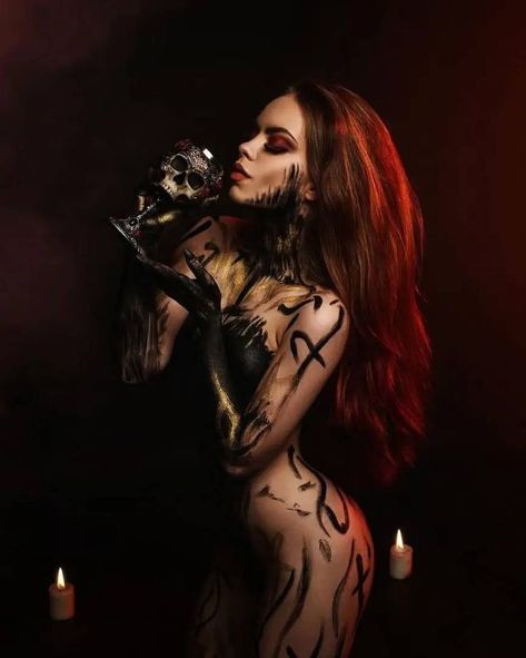 Goth Princess, Black Vampire, Anime Witch, Cinema Art, Gothic Witch, Gothic Models, Goth Beauty, Halloween Photoshoot, Model Inspo