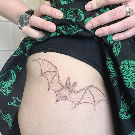 Bat Fine Line Tattoo, Bat Tattoo Thigh, Line Bat Tattoo, Fine Line Bat Tattoo, Realistic Bat Tattoo, Bat Skeleton Tattoo, Vampire Bat Tattoo, Flying Tattoo, Goth Tattoo