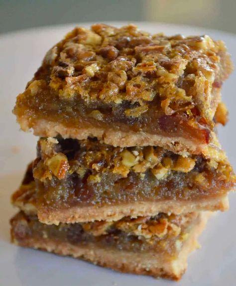 Pecan Pie Date Bars are a lightened up version of pecan pie that so TASTY and easy to make recipe. Using chopped dates, pecans, and a buttery crust, this is the perfect dessert treat to have around for the holidays or anytime of year! #pecanpiebars #pecandatebars House Bars, Date Recipes Desserts, Easy Pecan Pie, Chopped Dates, Quotes Food, Fruit Bars, Cake Recipes For Kids, Meaningful Sayings, Date Bars