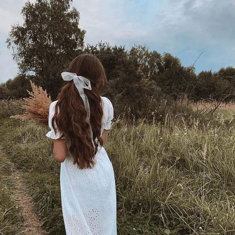 Brown Hair Princess, Istoria Modei, Fotografi Vintage, Cottagecore Fashion, Classy Aesthetic, Princess Aesthetic, Summer 24, Jolie Photo, Braids For Black Hair