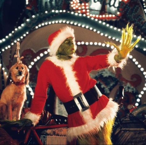 Welding Painting, Immagini Grinch, Christmas Profile Pictures, Steel Welding, Le Grinch, Christmas Playlist, Best Christmas Movies, The Grinch Stole Christmas, Xmas Wallpaper