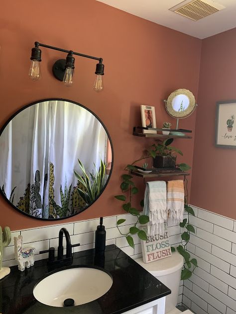 Eye For Design: Decorate With Terracotta Colored Interiors....... Trending Big In 2021 Dark Counter Bathroom, Black Bathrooms, Bathrooms Floors, Bathroom White, Bathroom Black, Eclectic Bathroom, Tiles Bathroom, Bathroom Walls, Hemma Diy