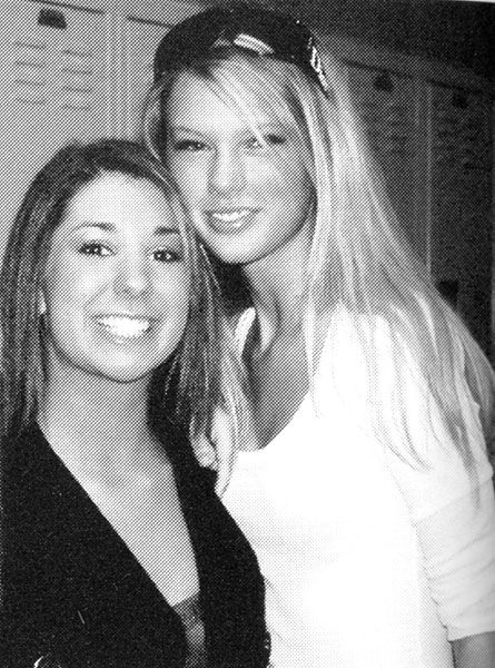 Taylor Swift at Hendersonville High School - Album on Imgur Taylor Swift High School, Rare Taylor Swift, Debut Era, Taylor Pics, Young Taylor Swift, Baby Taylor, Swift Facts, Red Tour, Taylor Swift Facts