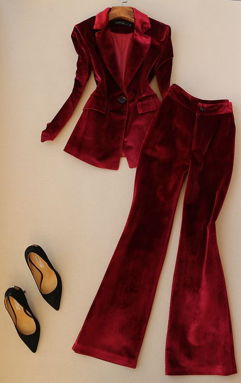 Two Piece Blazer Set, Bell Pants, Velvet Clothes, Velvet Suit, Mode Abaya, Blazer Set, Velvet Pants, Mein Style, Long Sleeve Blazers