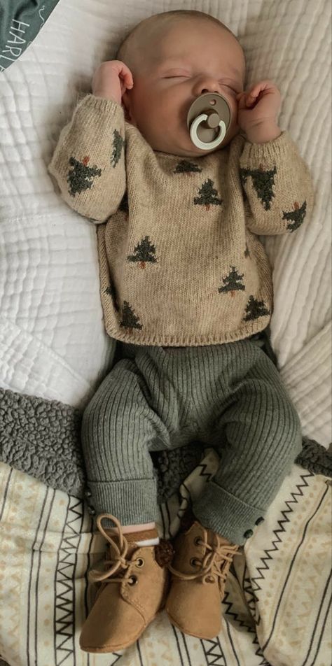 Where To Shop For Baby Boy Clothes, Chris Loves Julia Crib, 3 Month Old Outfits Boys, Newborn Winter Outfits Boy, Labor Day Baby Photoshoot, Baby Boy Fall Outfits 6 Months, Baby Boy Fall Outfits 3-6 Months, Christmas Baby Boy Outfits, Baby Boy Announcement Outfit