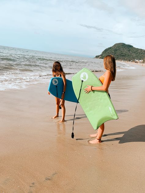 Body Boarding Surf, Bodyboarding Aesthetic, Boogie Boarding Aesthetic, Bodyboarding Girl, Boggie Board, Boogie Boarding, Body Boarding, Moon Pool, Body Board