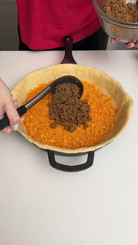 The Pun Guys - The Doritos Taco Pie That's Breaking The Internet! 🤯😍 Crescent Roll Dorito Taco Bake, Taco Pie With Doritos Recipes, Taco Pie With Doritos, Dorito Taco Pie With Crescent Rolls, Doritos Recipes Dinners, Dorito Pie Crescent Rolls, Mexican Pie Casserole, Dorito Recipes Ideas, Dorito Nachos Ground Beef